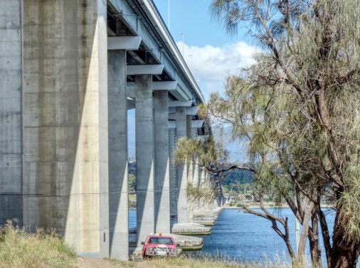 Tasman Bridge 10 V small