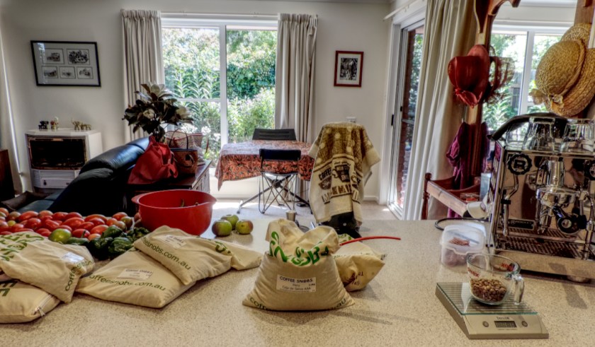 Home 1 small measuring the beans